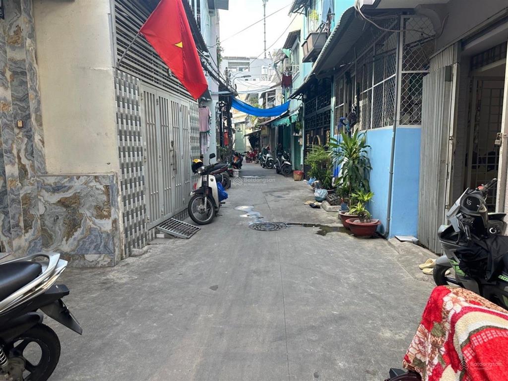 Bán nhà bùi minh trực phường 5 quận 8  35m2  2 tầng  ngang 5m  shr  k qh  2 tỷ **