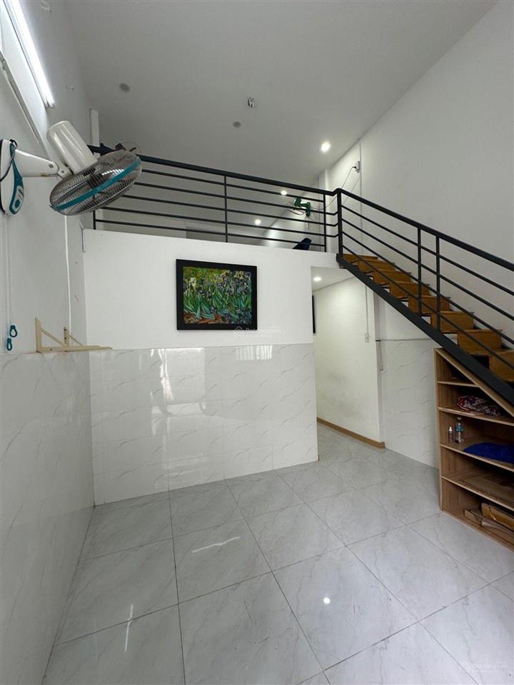 Bán nhà mễ cốc quận 8  42m2  ngang 4m2  2 tầng  shr vuông vức  nhỉnh 2 tỷ
chính chủ gấp bán