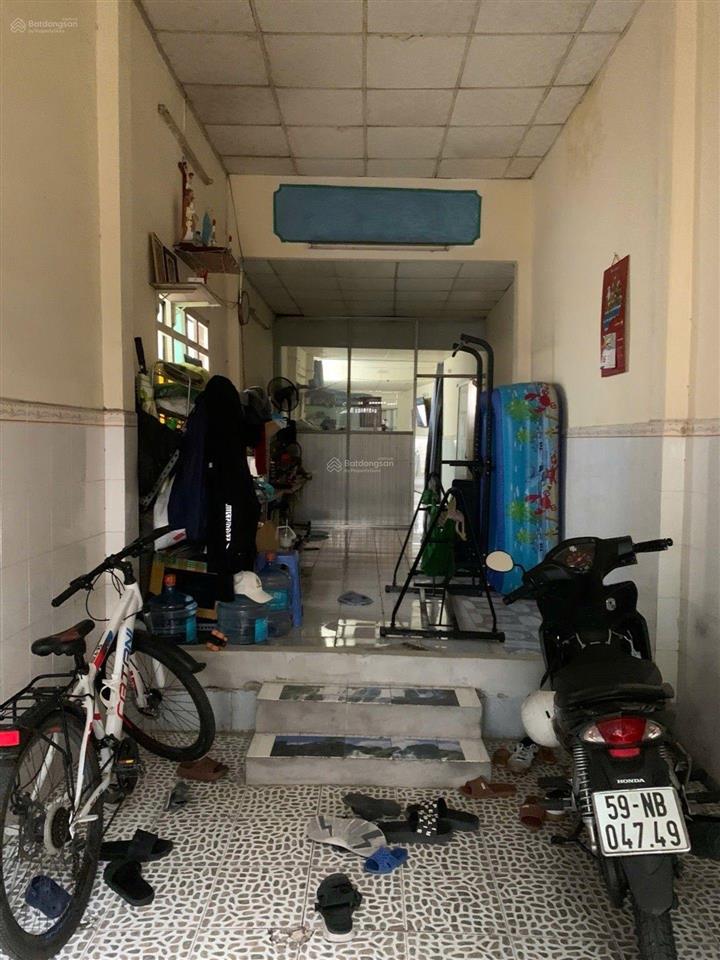 Bán nhà 4 tyx  phạm thế hiển p7 quận 8 60m2  shr  hẻm oto gấp bán
0902 420 *** e yến