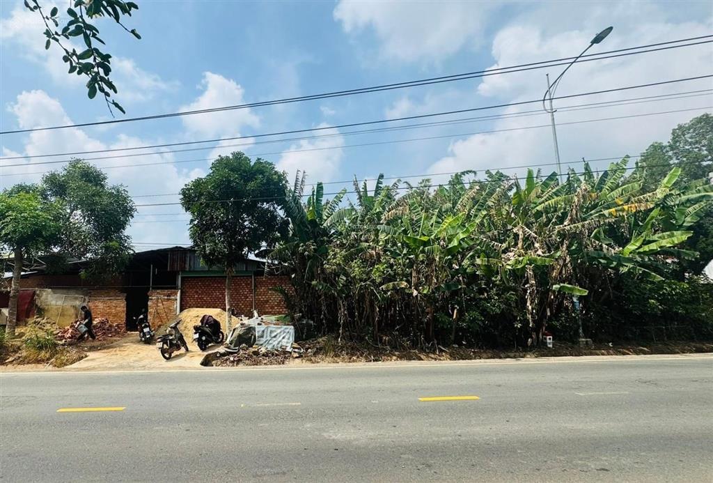 Bán đất đẹp tại quốc lộ 14, 12,2 tỷ, 4650m2, pháp lý đầy đủ