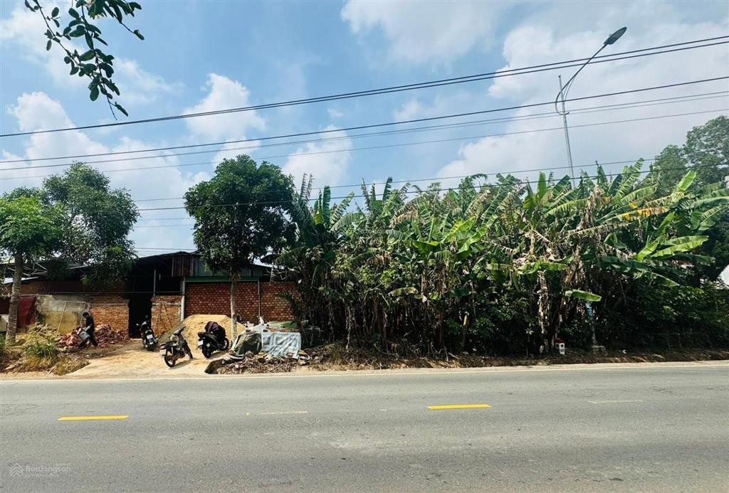 Bán đất hiếm tại đường quốc lộ 14, 11 tỷ, 4268 m2, mặt tiền 25m, huyện bù đăng, bình phước