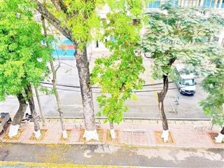 Chính chủ gửi bán nhà phân lô ô tô tránh đứng đỗ, 5 tầng thang máy, 2 thoáng trước sau. chỉ 15.5 tỷ