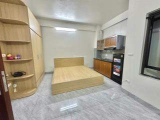 Ccmn đầy đủ nội thất 3tr6  tủ lạnh, bếp  chỉ cần xách vali và ở ngay