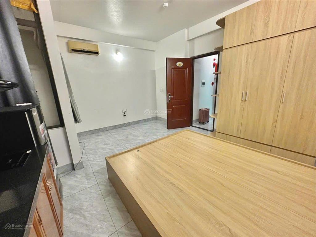 Ccmn đầy đủ nội thất 3tr6  tủ lạnh, bếp  chỉ cần xách vali và ở ngay