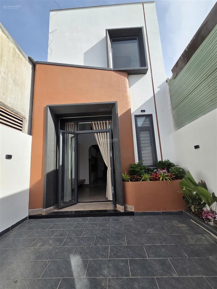 Bán nhà mới tại hẻm 549 hà huy tập bmt