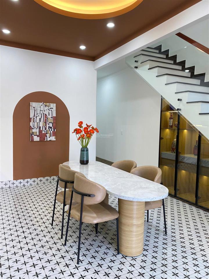 Bán nhà mới tại hẻm 549 hà huy tập bmt