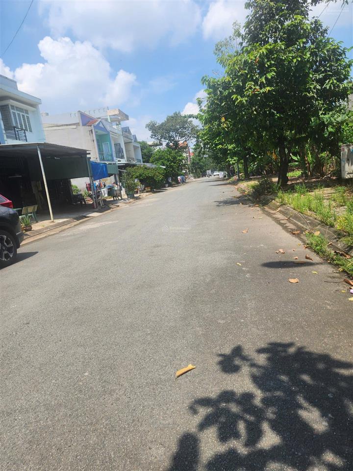 Bán đất nền đường b, khu tđc long sơn, q9, hcm.