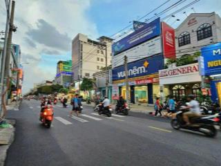 Siêu hiếm nhà mặt tiền đường cách mạng tháng tám quận 10 (dt 8m x 25m) chỉ 36 tỷ