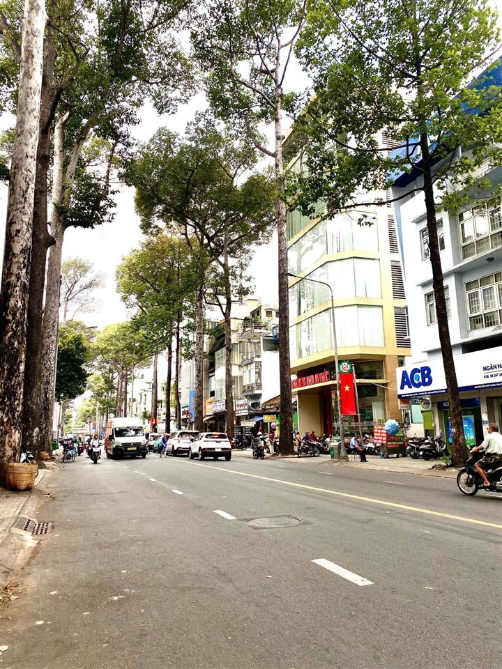 Bán nhà góc 2 mặt tiền gần bệnh viện chợ rẫy, nguyễn chí thanh (dt 8m x 15m) giá 33,5 tỷ