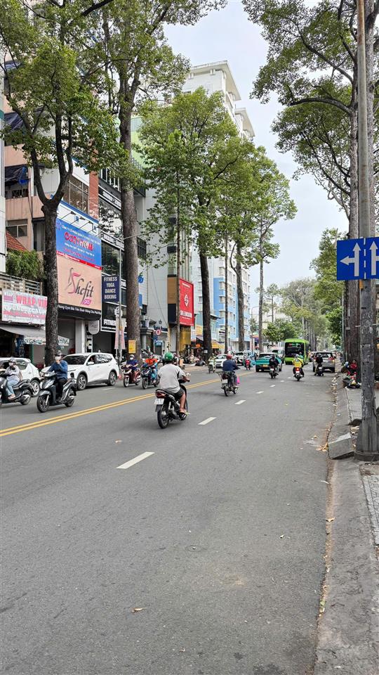 Bán nhà siêu phẩm mặt tiền ngang 7m đường nguyễn chí thanh p.9 q.5 giá chỉ 72 tỷ thương lượng