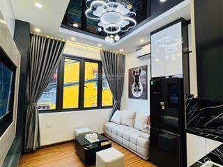 Nhỉnh 8 tỷ có ngay nhà lô góc mặt phố ô tô tránh kinh doanh sầm uất.