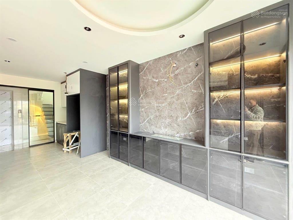 Bán nhà phân lô  ô tô ngủ trong nhà phố tô vĩnh diện thanh xuân 7 tầng thang máy.