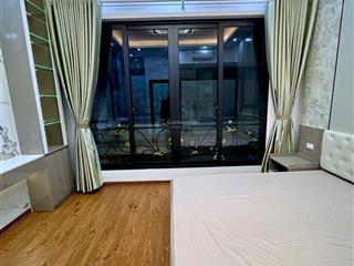 Bán nhà ở tô vĩnh diện ngõ ô tô phân lô  thang máy sịn sò  50m2  5 tầng  6 phòng.