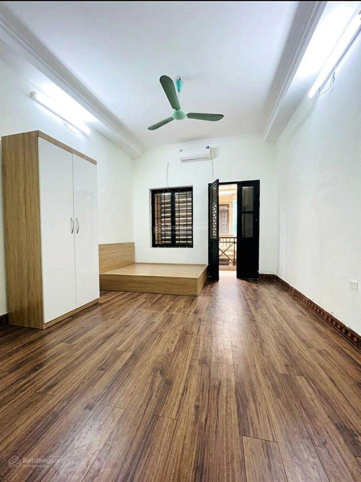 Chính chủ cần cho thuê nhà phố kim ngưu ở được luôn