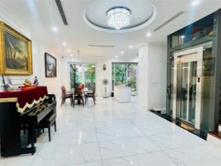 Vinhomes riverside cho thuê  giá 70tr/1 tháng  loại căn song lập  diện tích 225m2