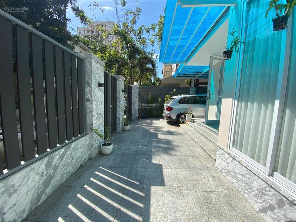 Cho thuê biệt thự song lập phú mỹ hưng 210m2 10,5x20m 4pn 4wc gần nguyễn đức cảnh phạm thái bường