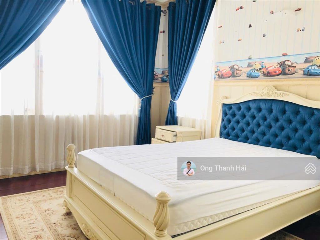 Cho thuê biệt thự đơn lập tại phú mỹ hưng, cạnh khu midtown và trường quốc tế canada, hàn, nhật