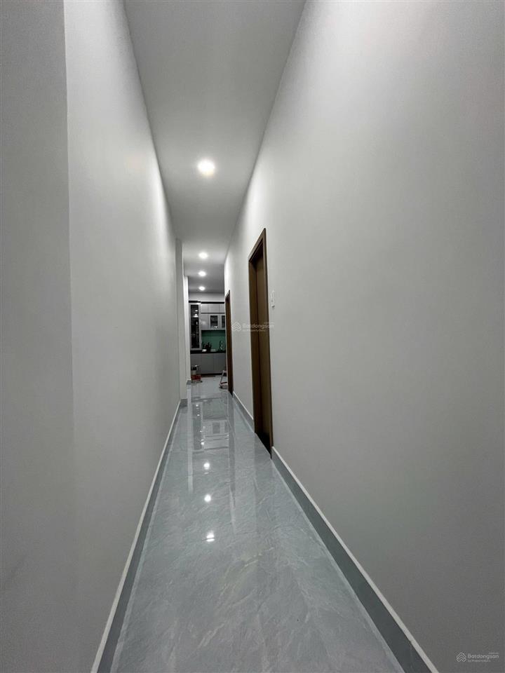 Nhà c4 mới76m2 giá6tỷ tldọn vào ở ngayhtp ngay cầu phú mỹhẻm 1/ vị trí đẹp