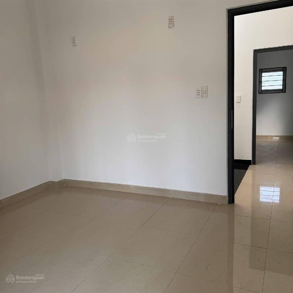 Mặt tiền kinh doanh kdc đại hải 80m 3 tầng chỉ 7 tỷ tl vị trí đẹp phan văn hớn