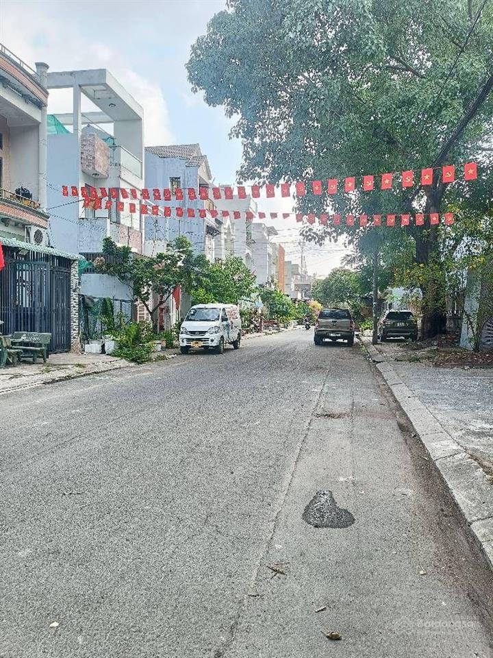 Mặt tiền kinh doanh kdc đại hải 80m 3 tầng chỉ 7 tỷ tl vị trí đẹp phan văn hớn