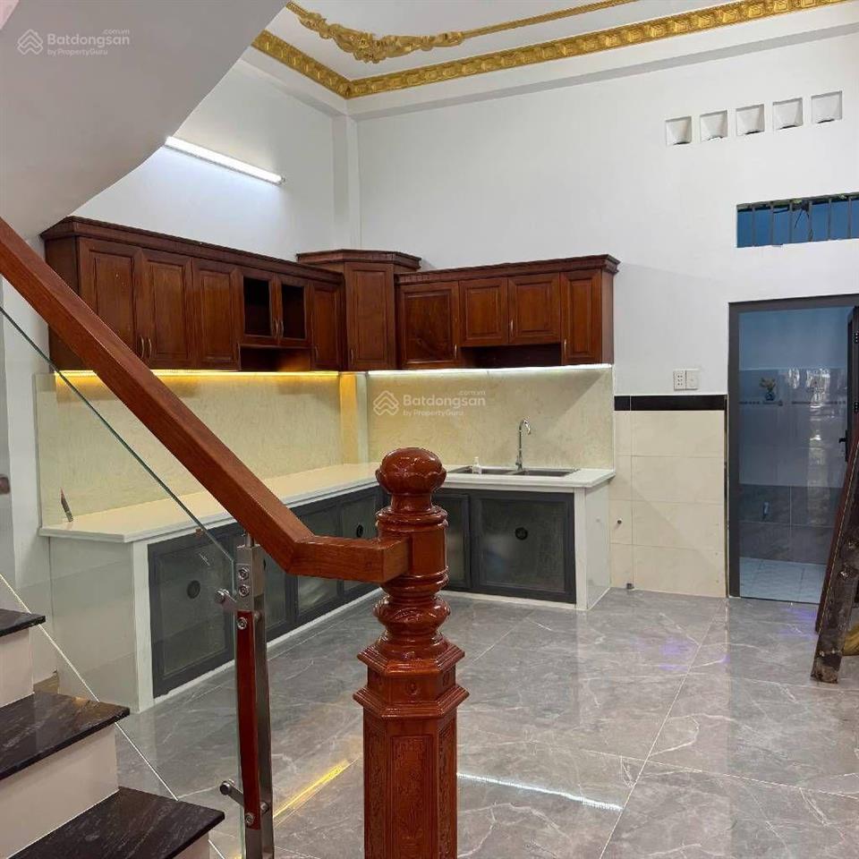 Mặt tiền kinh doanh kdc đại hải 80m 3 tầng chỉ 7 tỷ tl vị trí đẹp phan văn hớn