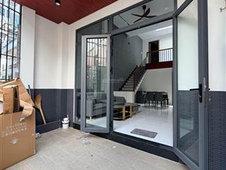 Nhà bạch đằng bình thạnh ngang 4.3m 4.8 tỷ gần hàng xanh