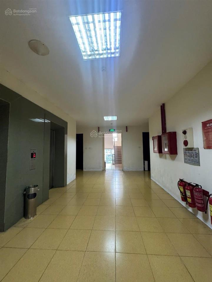 Cc 18t2 lê văn lương. 102m2. 3n2vs. tầng 15. giá 8.2ty. chủ rất cần bán ạ