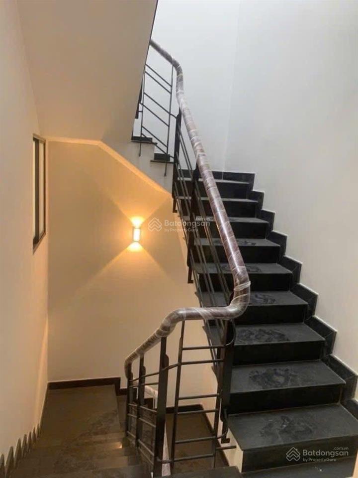 Nhà nhà mới siêu đẹp hẻm xe hơi đường số 3 cách nguyễn duy trinh 50m, bình trưng đông, quận 2