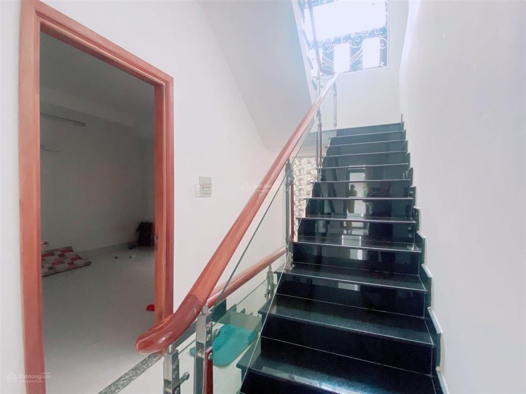 Nhà đẹp  4 tầng  hẻm xe hơi xem nhanh  hàng hiếm  bình trưng tây  q 2.