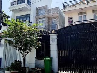 Nhà 3 tầng rộng rãi, hẻm xe hơi 6m , xe hơi để trong sân rộng ngay phường bình trưng đông q2