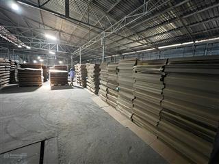 Bán nhà xưởng chính chủ, dt 2.000m2 sổ hồng