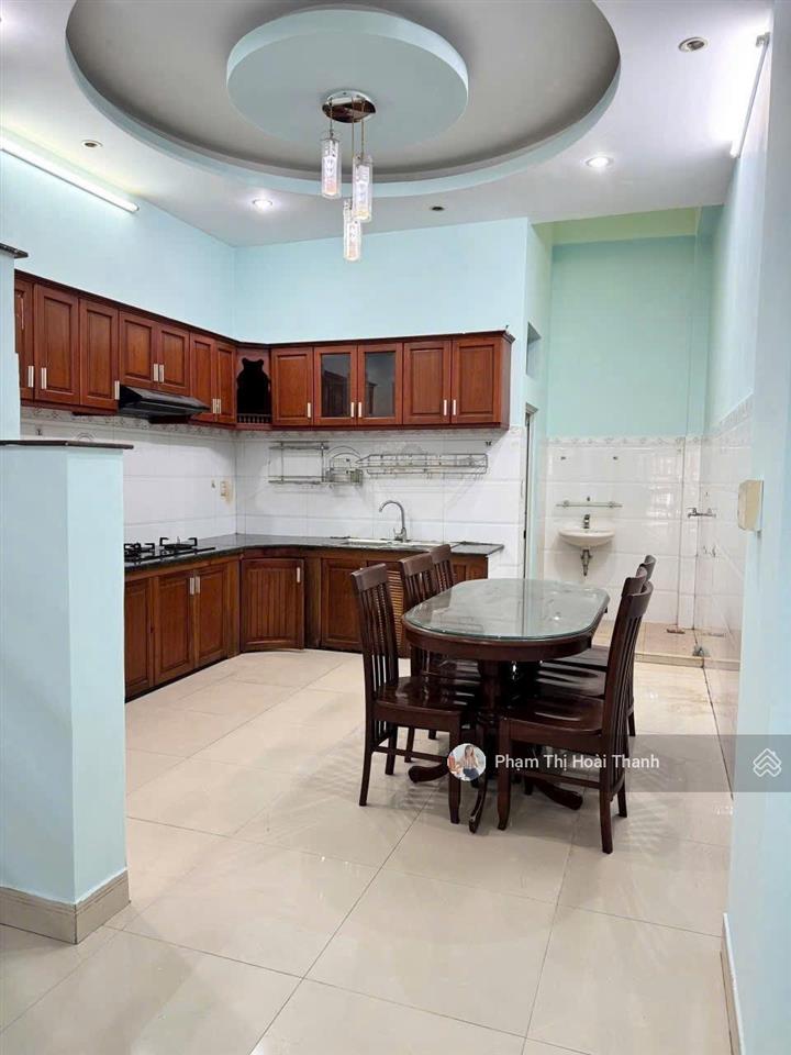 Nhà mặt tiền kinh doanh 3 tầng mới, sau lưng vincom lê văn việt  70m2 (4 x 17.5)  chỉ 8.3 tỷ