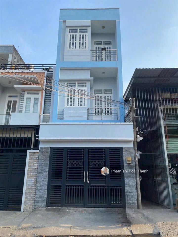 Nhà mặt tiền kinh doanh 3 tầng mới, sau lưng vincom lê văn việt  70m2 (4 x 17.5)  chỉ 8.3 tỷ