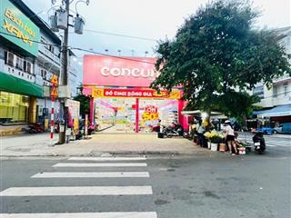 Cho thuê nhà 2 mặt tiền trung tâm chợ