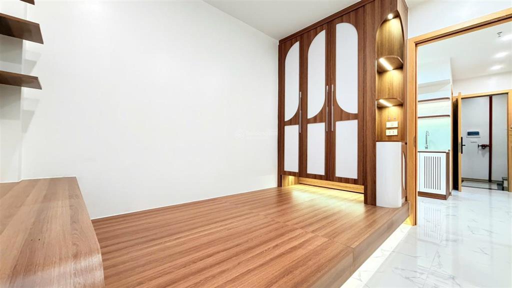 Bán tòa căn hộ dịch vụ cao cấp phố bạch mai  dòng tiền 50 triệu/tháng  chào giá 15 tỷ có tl