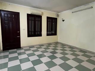 Cho thuê nhà riêng phố trần quý cáp, 80m2 x 5t, 5,5m mt, 7 pn khép kín, ô tô đỗ cửa, giá thuê 22tr