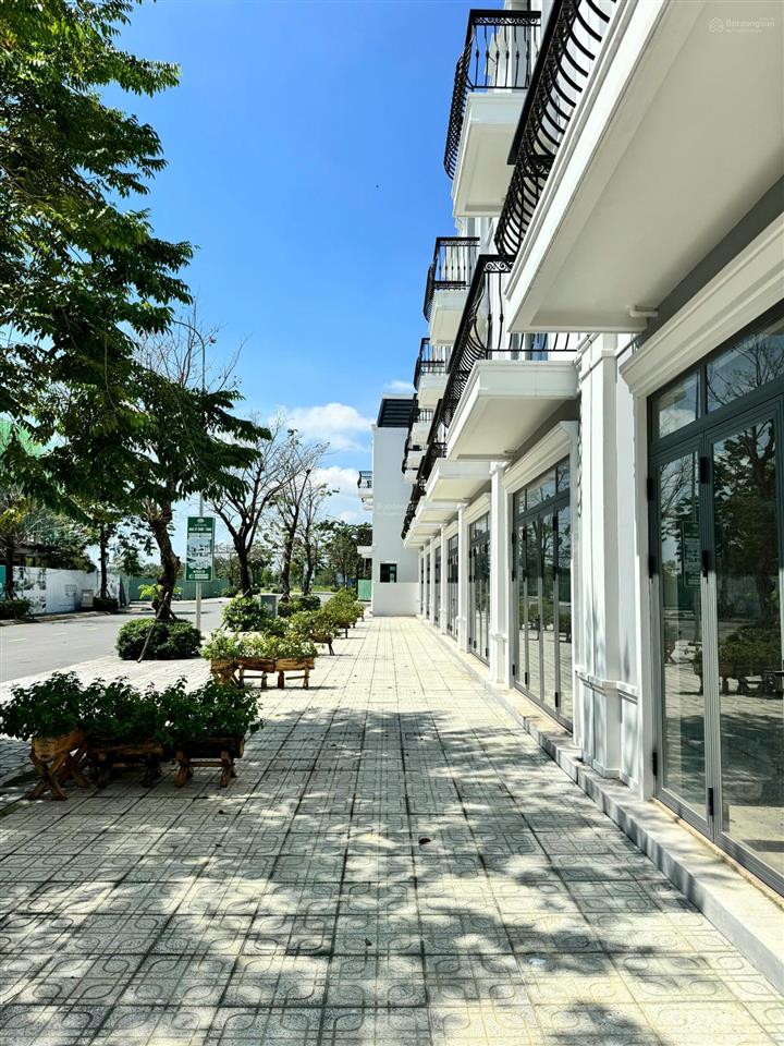 Biệt thự liền kề ven sông sg 2 mt từ 4 tỷ hud chánh mỹ hồ chí minh giá cực tốt chỉ 28tr/m2 đất