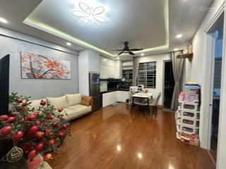 Chính chủ bán căn 2 ngủ 63m2 sổ đỏ nơ 23 pháp vân đầy đủ nội thất giá 4,2 tỷ