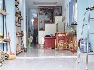 Nhà hóc môn.đc17/thới tam thôn 15 xã đông thạnh hcm
dt4x13m.1trệt, lầu 2pn,2wc. giá 1tỷ 990tr