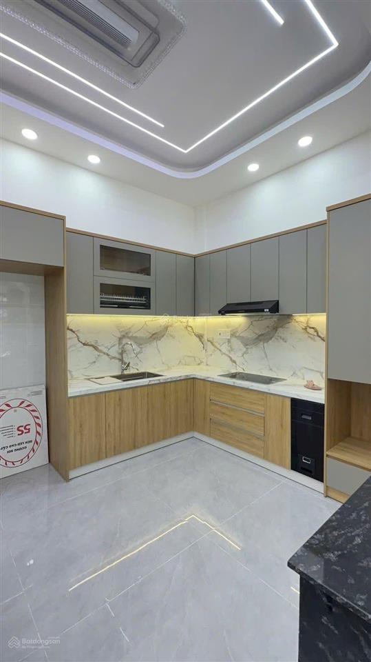 Nhà mặt tiền kinh doanh, đường số 16 gần lê trọng tấn