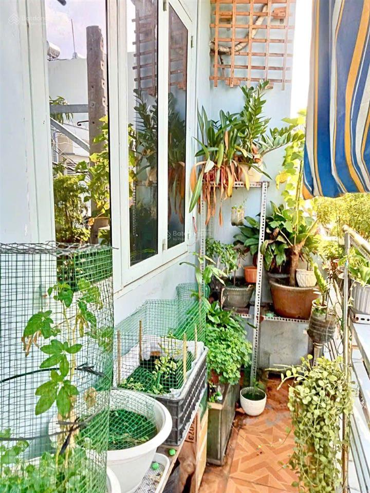 Nhà đẹp đường 6m  sổ hồng riêng  giá tốt vị trí cuối đường số 6, khu dân cư hiện hữu, gần