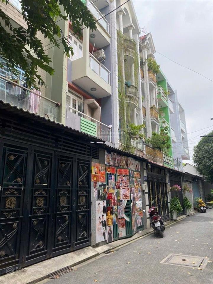 Hơn 6 tỷ  nhà gò vấp  dt 55m2, nhà 4 tầng, đường 5m, xe hơi, khu phân lô, tặng nội thất