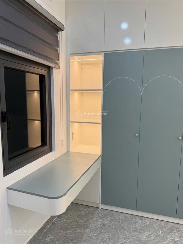 Nhà mới 4 tầng, 66m2, phạm văn bạch, hxh ngủ, 4 pn kép kín  sân thượng  chỉ 6,5 tỷ tlcc