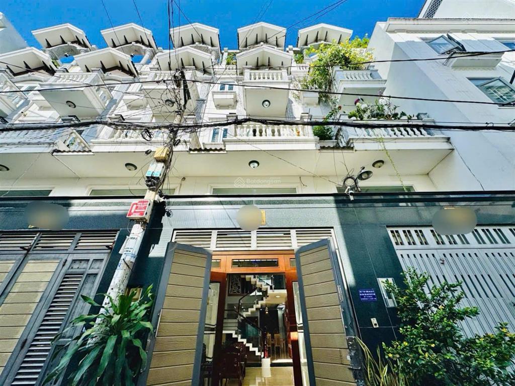 Nhà mới 5 tầng  60m2  hxh ngủ phạm văn bạch sát tân bình chỉ 6,8 tỷ tlcc