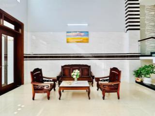 Nhà mới 5 tầng  60m2  hxh ngủ phạm văn bạch sát tân bình chỉ 6,8 tỷ tlcc