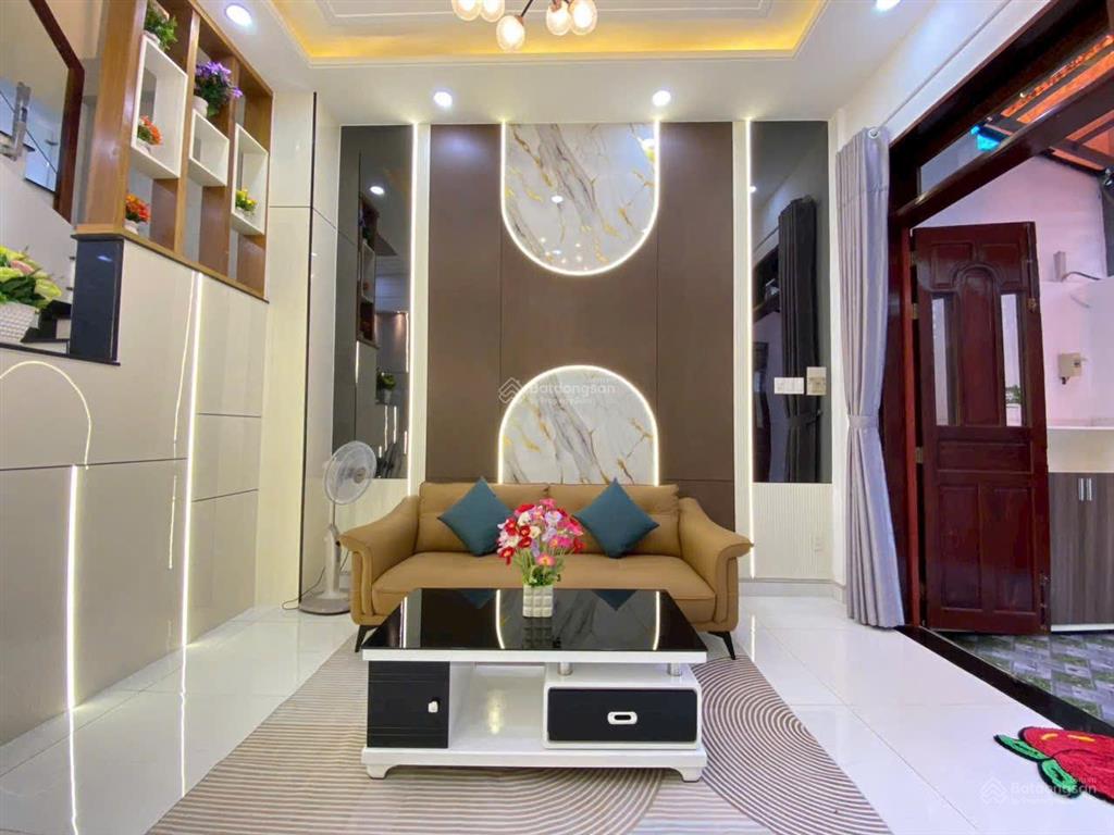 Nhà mới 4 tầng, diện tích 50m2, hẻm ô tô, gần emart 2 phan huy ích quang trung, giá nhỉnh 6 tỷ