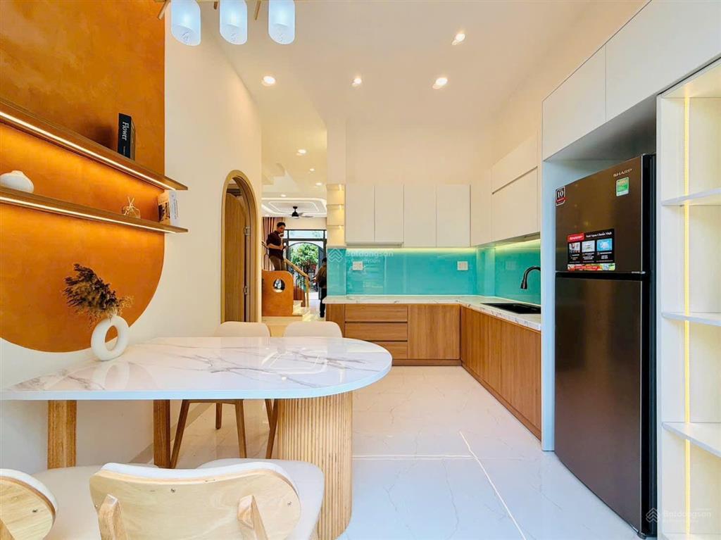 Biệt thự mini sân vườn, 74m2, phạm văn chiêu, 3 tầng, full nội thất