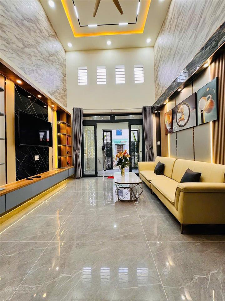 Nhà xây mới 3 tầng đúc kiên cố, 60m2, sát mặt tiền, kdc cityland nguyễn văn lượng, nhỉnh 6 tỷ