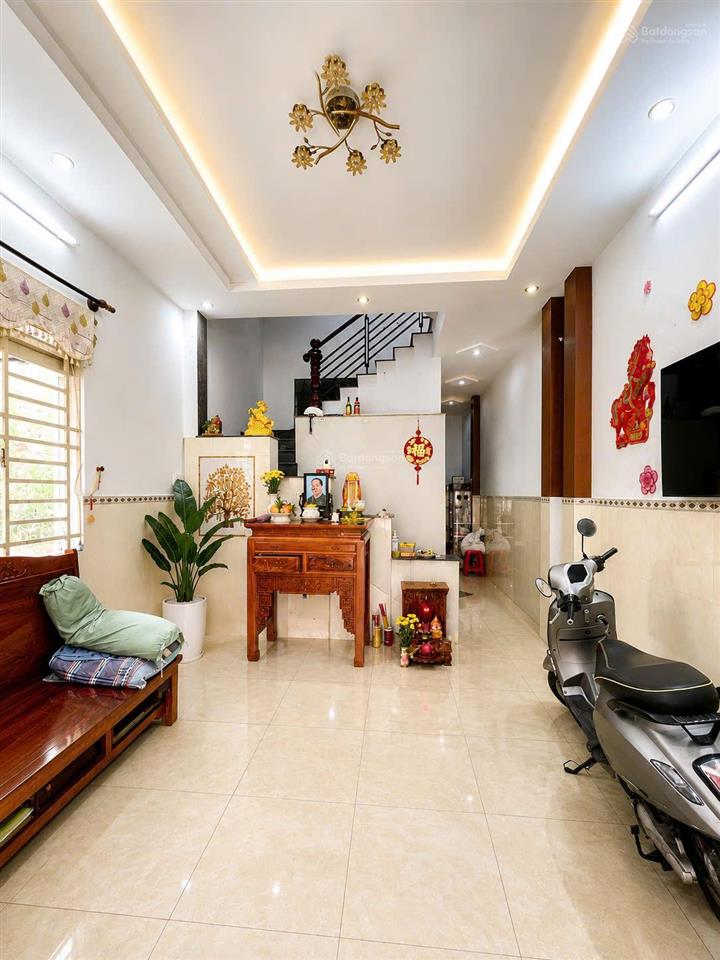 Hiếm! nhà 100m² phạm văn bạch, tân bình hẻm ô tô 6m thông có dòng tiền giá 9,x tỷ