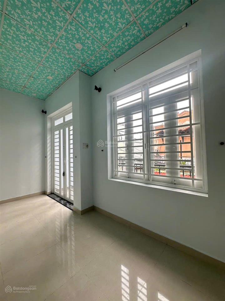 Hàng hiếm tân bình  hoàng bật đạt  5x13m vuông đẹp sổ riêng giá 5,6 tỷ tlcc